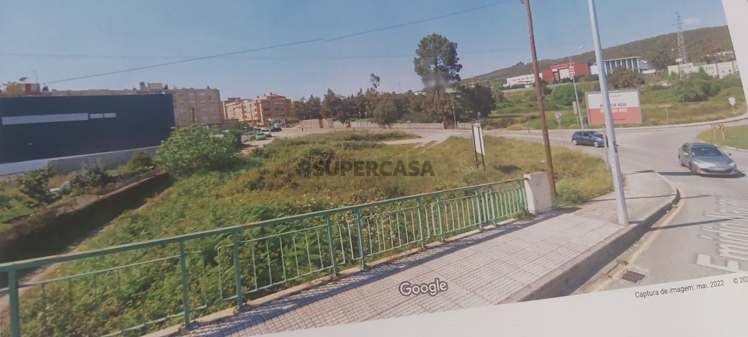 3000m² Land in Valongo, Portugal No. 252545