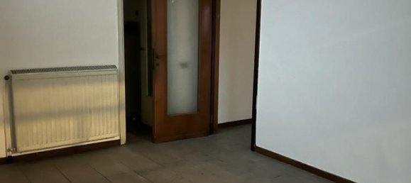 50m² Commercial property in Cavenago di Brianza, Italy No. 233594 7