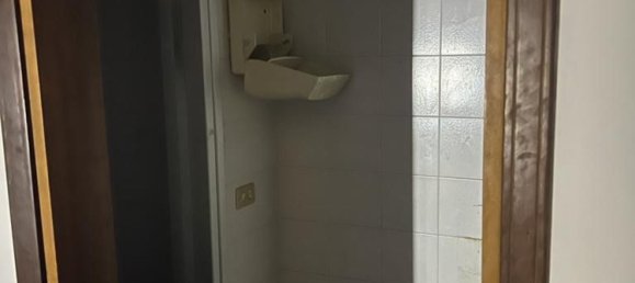 50m² Commercial property in Cavenago di Brianza, Italy No. 233594 8