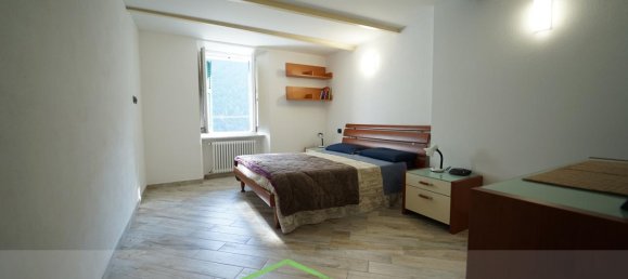 Casa de 8 habitaciónes en Lorsica, Italy No. 178758 23