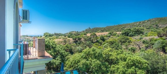 3 Schlafzimmer Villa in Estepona, Spain, Nr. 142066 9