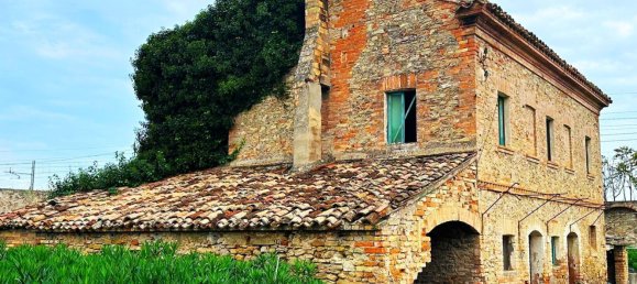 Studio in Cupra Marittima, Italy No. 153136 7