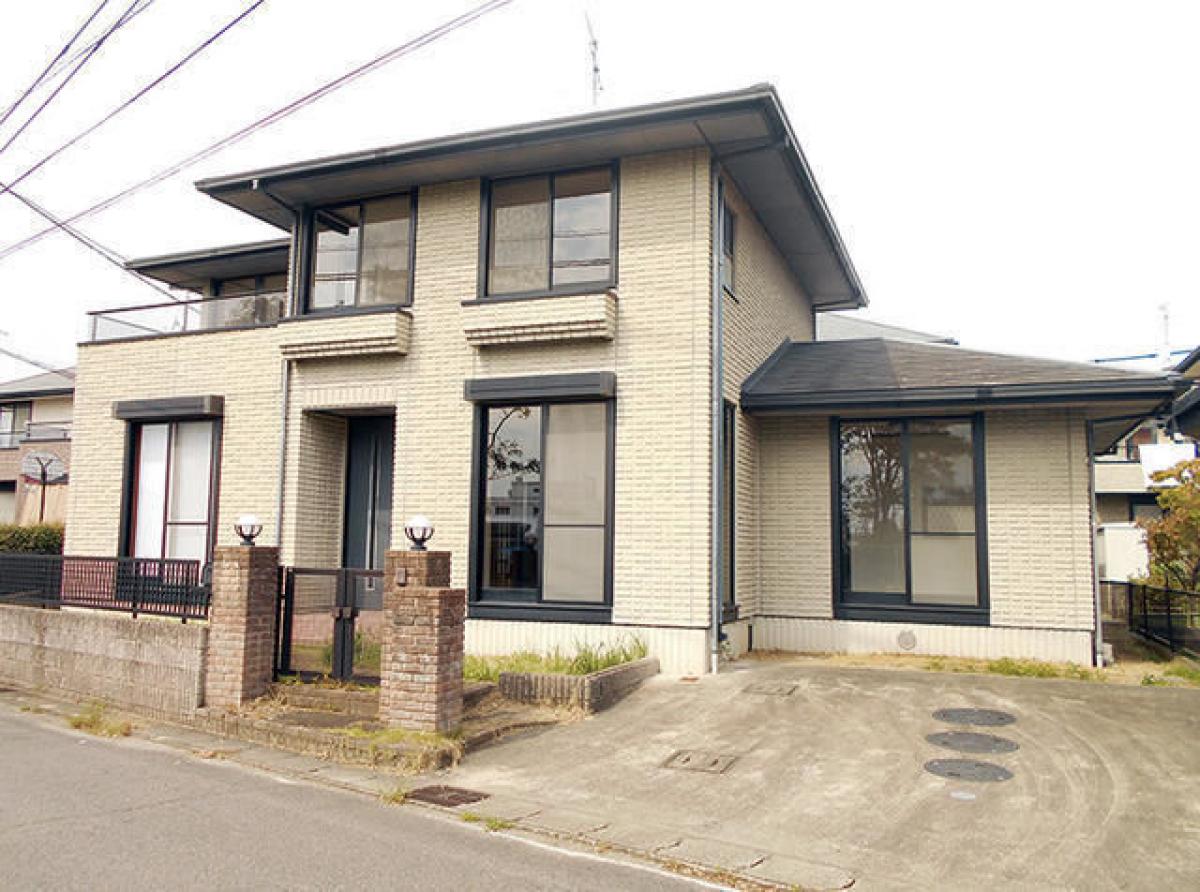 Casa de 3 dormitorios en Aichi, Japan No. 8995