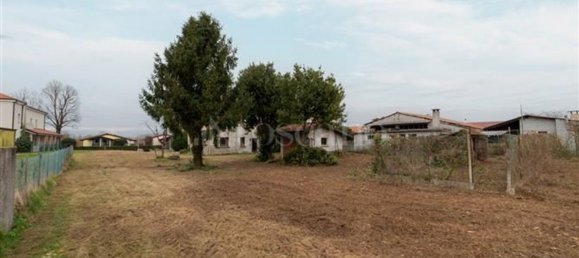 5-Zimmer Haus in Pordenone, Italy, Nr. 80096 7