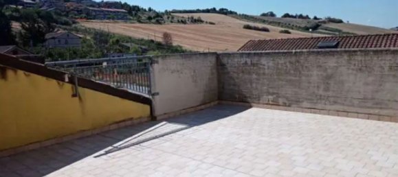 4غرفة شقة في Camerata Picena, Italy رقم 11323 18