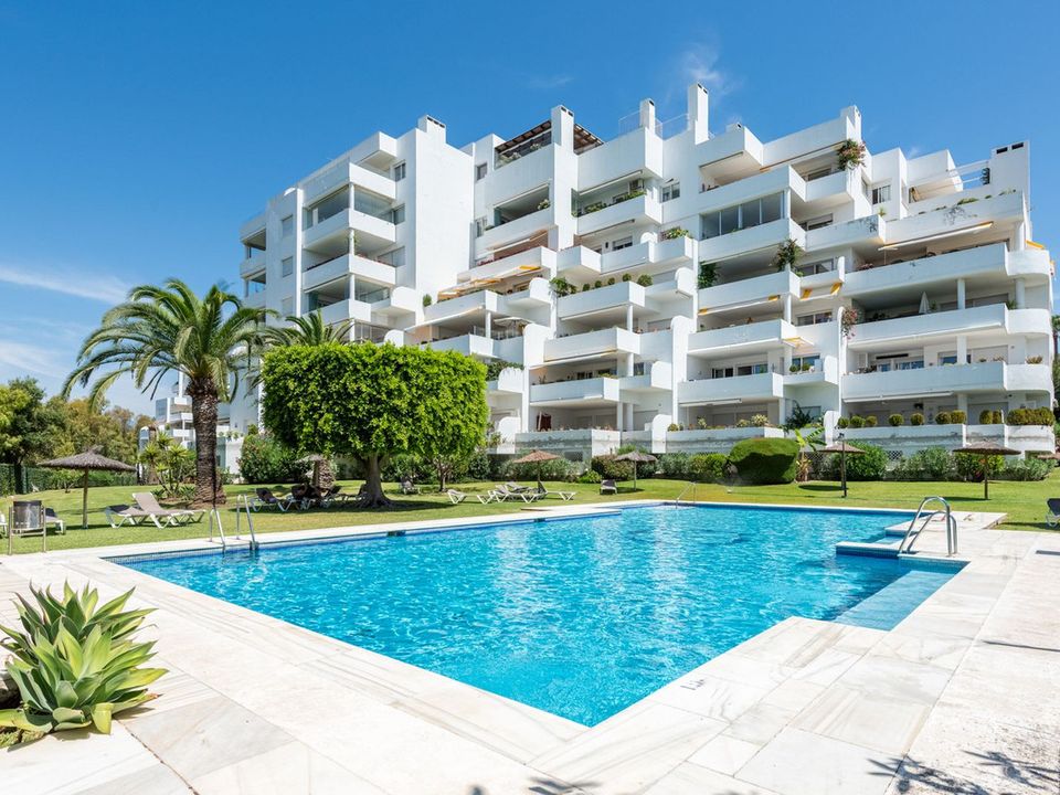 3 bedrooms Apartment in Marbella, Spain No. 189631