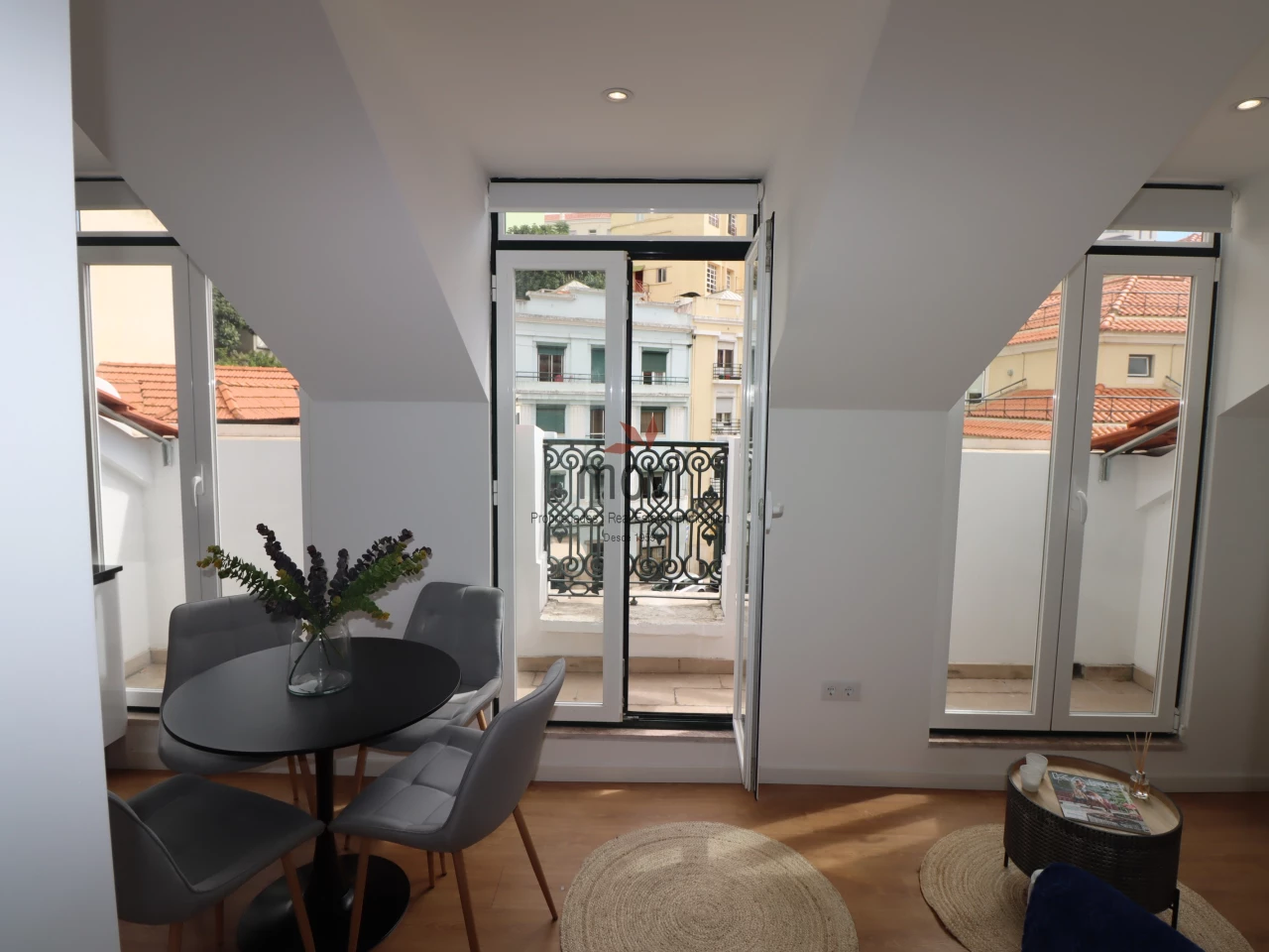 2 bedrooms Apartment in Lisbon, Portugal No. 163696