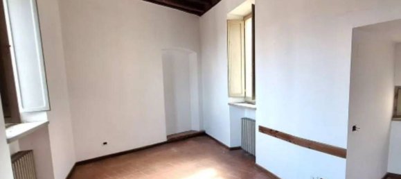 952m² Office in Spoleto, Italy No. 357565 10