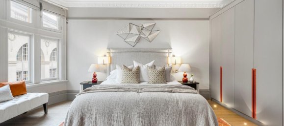 4 bedrooms Apartment in London, United Kingdom No. 13216 13