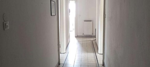 3-salle Appartement à Ponte dell'Olio, Italy No. 165584 2