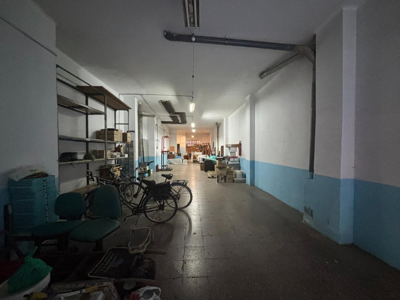  عقار تجاري في L'Hospitalet de Llobregat, Spain 121متر مربع رقم 178863