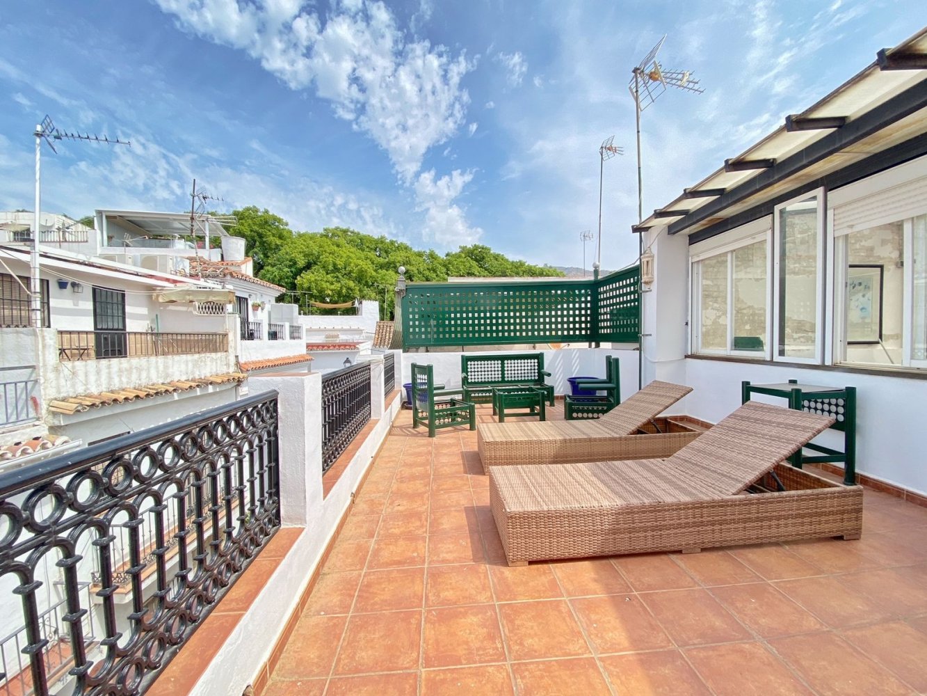 7 bedrooms Townhouse in Marbella, Spain No. 147536