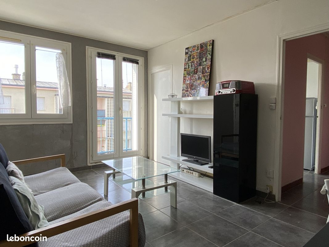 1 bedroom Apartment in Troyes, France No. 68845