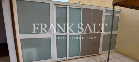 3 Schlafzimmer Maisonette-Wohnung in Fgura, Malta, Nr. 11098 7