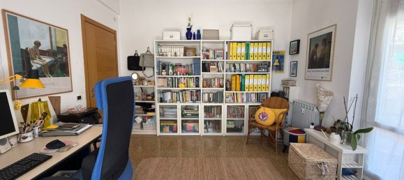 4 bedrooms Apartment in Genoa, Italy No. 339977 6