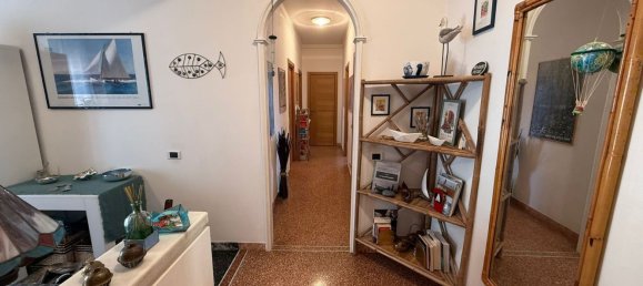 4 bedrooms Apartment in Genoa, Italy No. 339977 25