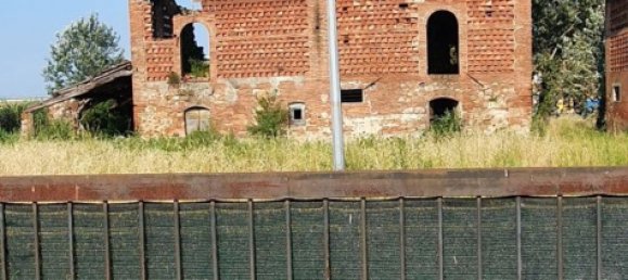 4 rooms House in Porcari, Italy No. 136898 2