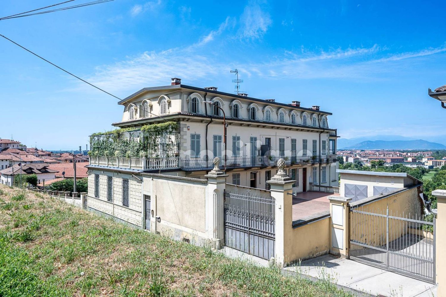 3 Schlafzimmer Wohnung in Moncalieri, Italy, Nr. 311469