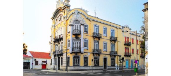 4 bedrooms Apartment in Lisbon, Portugal No. 9627 18