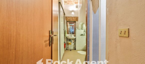 Studio in Bologna, Italy No. 295256 17