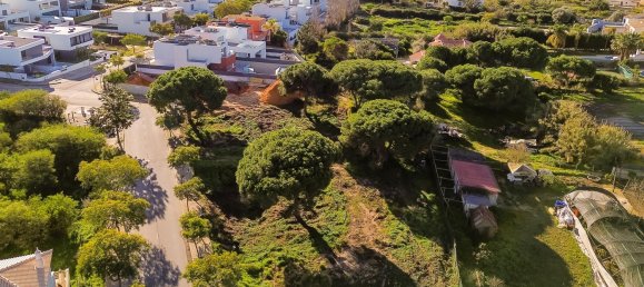 230m² Land in Quarteira, Portugal No. 119384 5