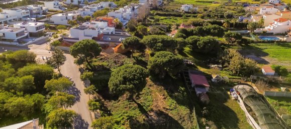 230m² Land in Quarteira, Portugal No. 119384 3