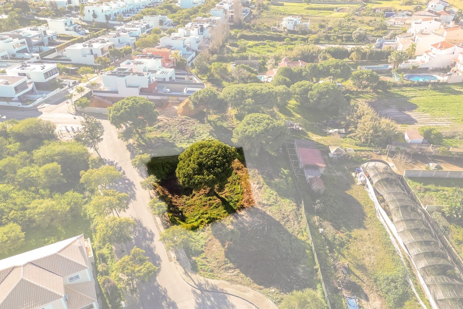 230m² Land in Quarteira, Portugal No. 119384