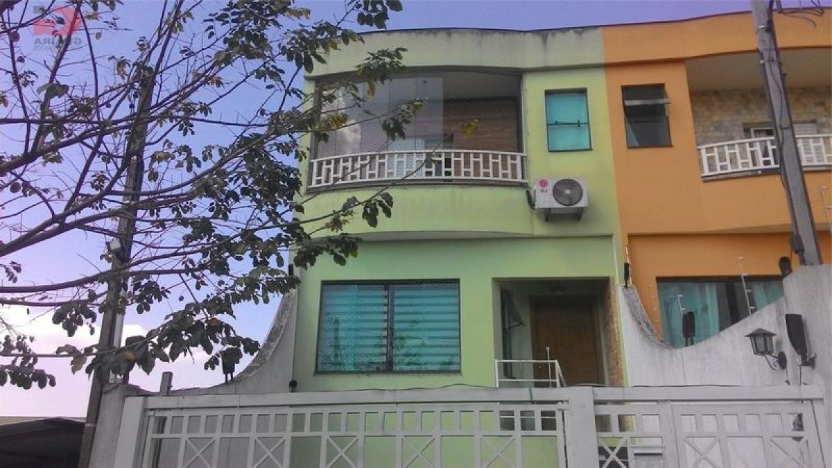 Casa de 3 dormitorios en Sao Paulo, Brazil No. 474347