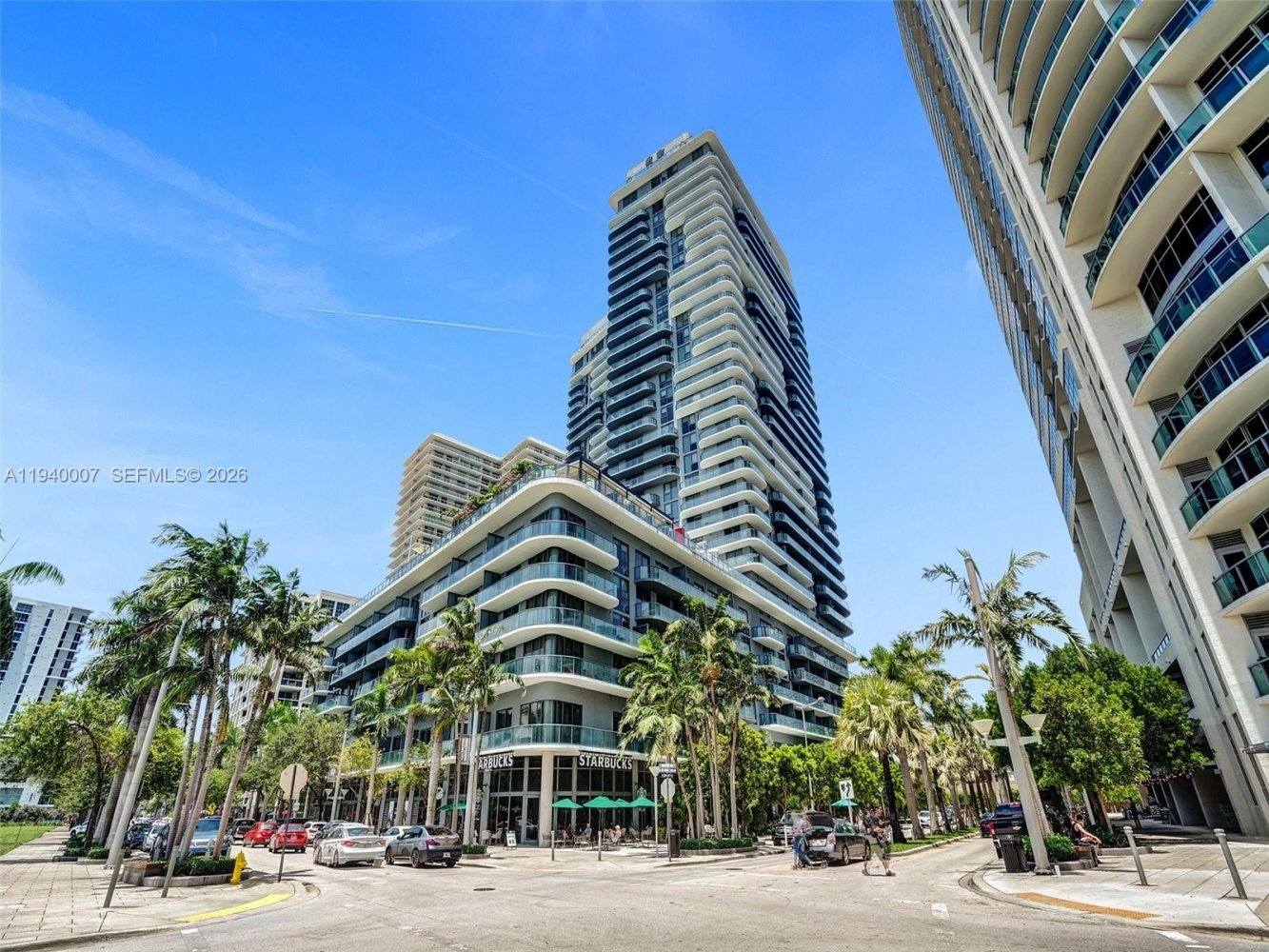 2 bedrooms Commercial property for sale in Miami, Miami-Dade, Florida, USA № 615145