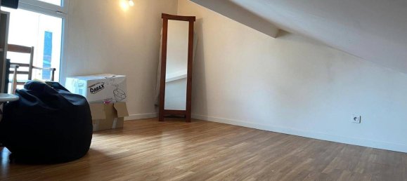 2 bedrooms House in Nanterre, France No. 331522 7