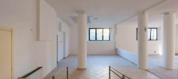  عقار تجاري في Poggibonsi, Italy 160متر مربع رقم 14247 5