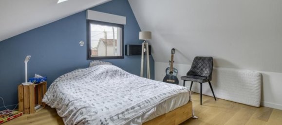 5 bedrooms House in Nantes, France No. 100899 6