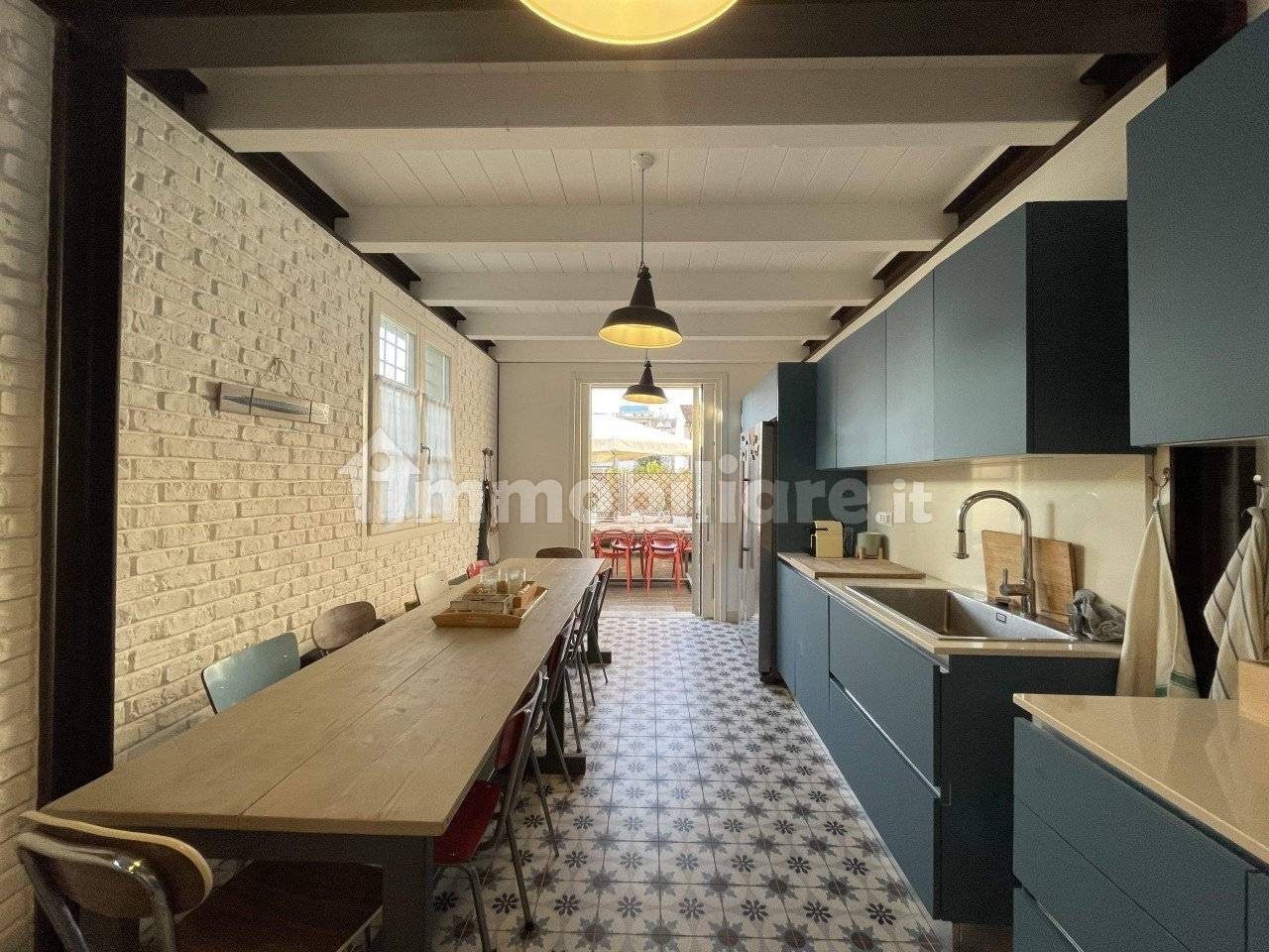 3 bedrooms Villa in Pietrasanta, Italy No. 213865