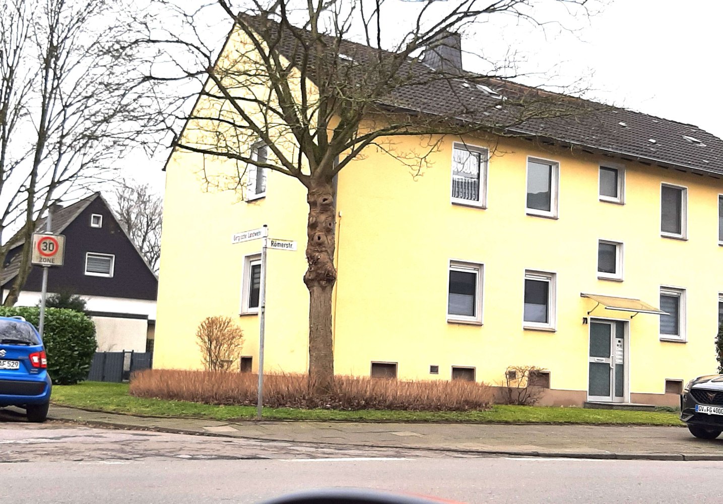 Apartamento de 2 dormitorios en Duisburg, Germany No. 7821