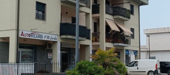 5 rooms Apartment in Castelnuovo Cilento, Italy No. 72117 3