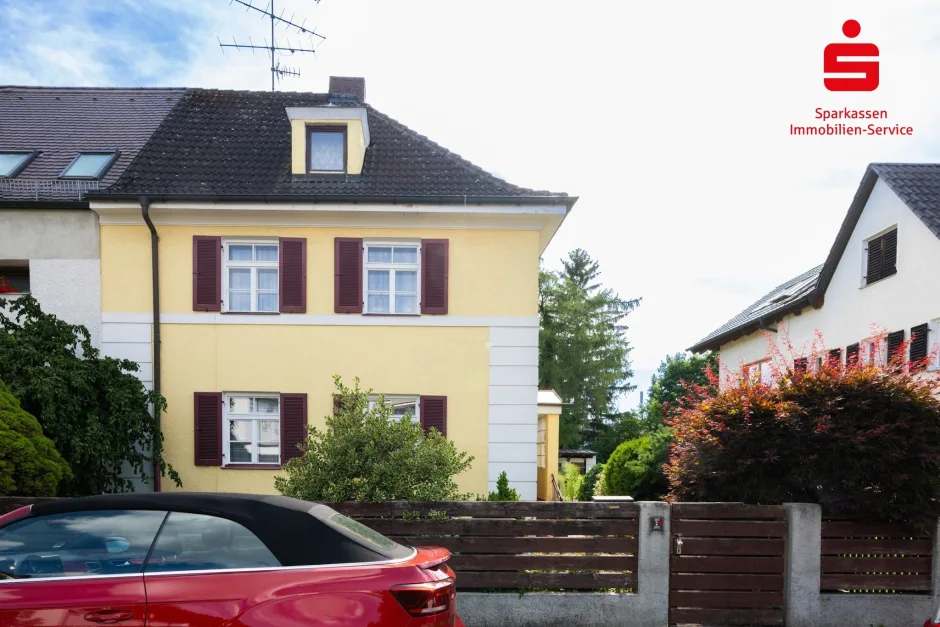  Land in Munich, Germany No. 370956