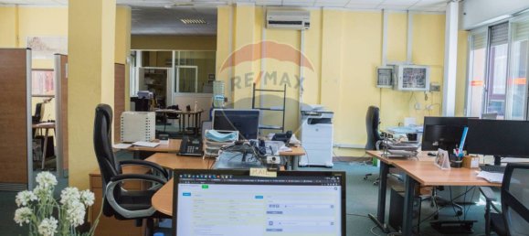 1 room Office in San Donato Milanese, Italy No. 61955 17