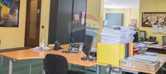 1 room Office in San Donato Milanese, Italy No. 61955 5
