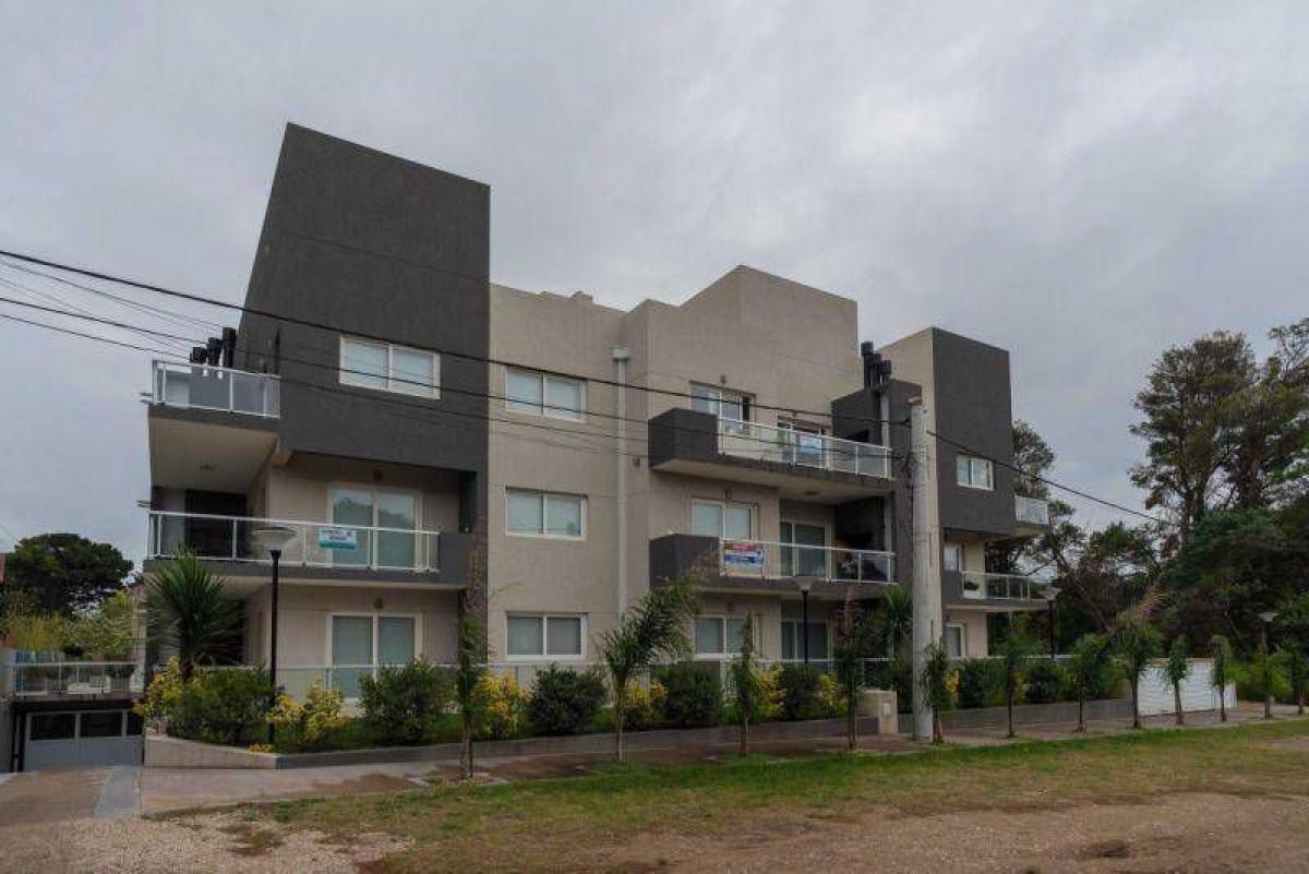 2 bedrooms Apartment in Mar del Plata, Argentina No. 100879