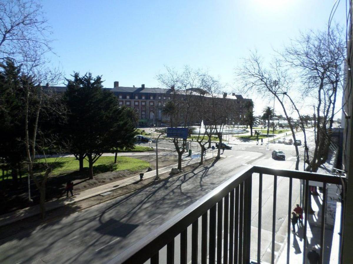 2 bedrooms Apartment in Mar del Plata, Argentina No. 80345