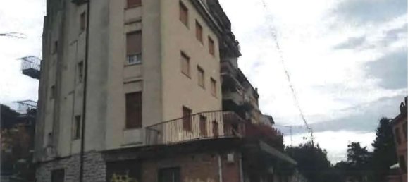 2 rooms Apartment in Perugia, Italy No. 193590 2