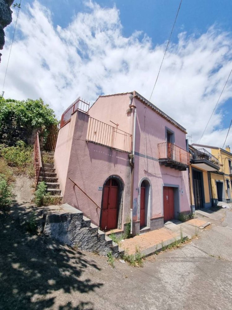 Casa T3 em Sant'Alfio, Italy N.º 177392