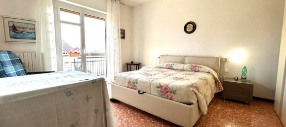 3 rooms Apartment in Vedano Olona, Italy No. 74872 8