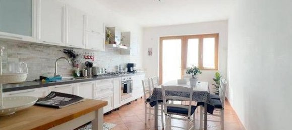 8-salle Villa à Trivigliano, Italy No. 223972 16