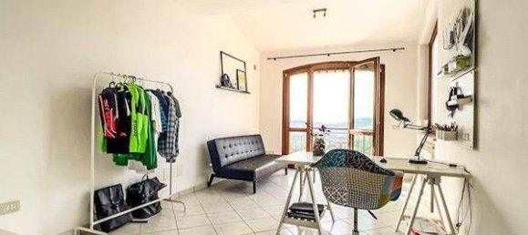 8-salle Villa à Trivigliano, Italy No. 223972 7