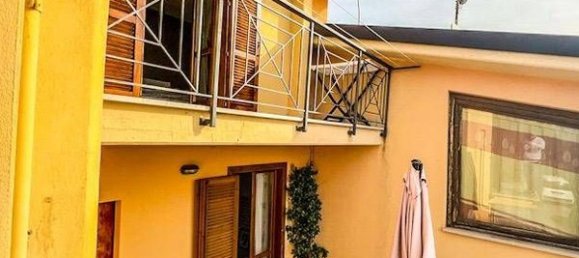 8-salle Villa à Trivigliano, Italy No. 223972 5