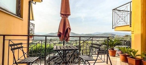 8-salle Villa à Trivigliano, Italy No. 223972 3