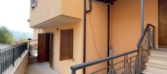 8-salle Villa à Trivigliano, Italy No. 223972 30