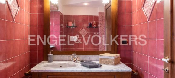 Замки и поместья с 7 спальнями в Лерма, Италия № 126694 6