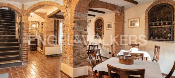 Замки и поместья с 7 спальнями в Лерма, Италия № 126694 5